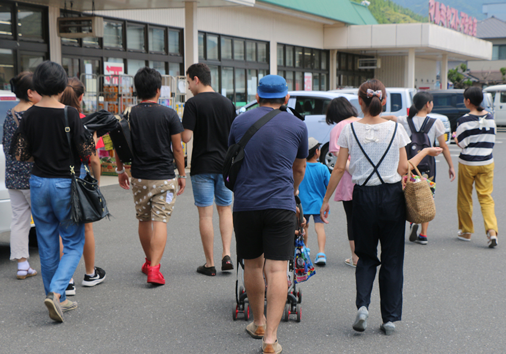 海外の人と作る各国料理の買い物